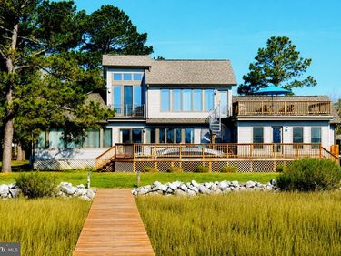 6107 HOPKINS LANE, CHINCOTEAGUE ISLAND, VA 23336