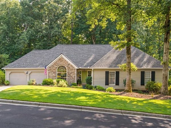 2735 Misty Morning Lane , Roswell, GA 30076