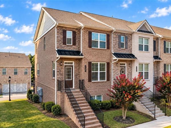 2695 La Rive Drive, Duluth, GA 30097