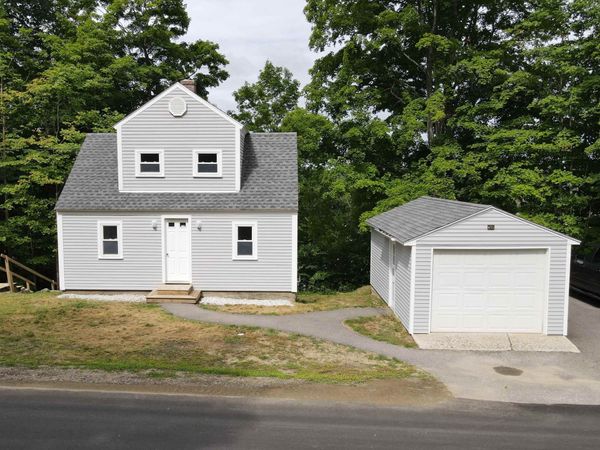 33 Upper Ladd Hill Road, Meredith, NH 03253