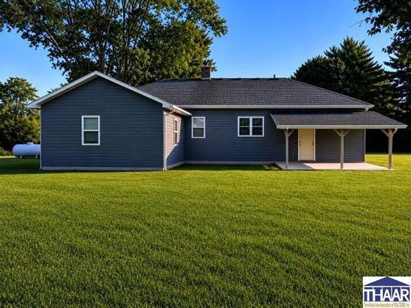3321 E 1850 S, clinton, IN 47842