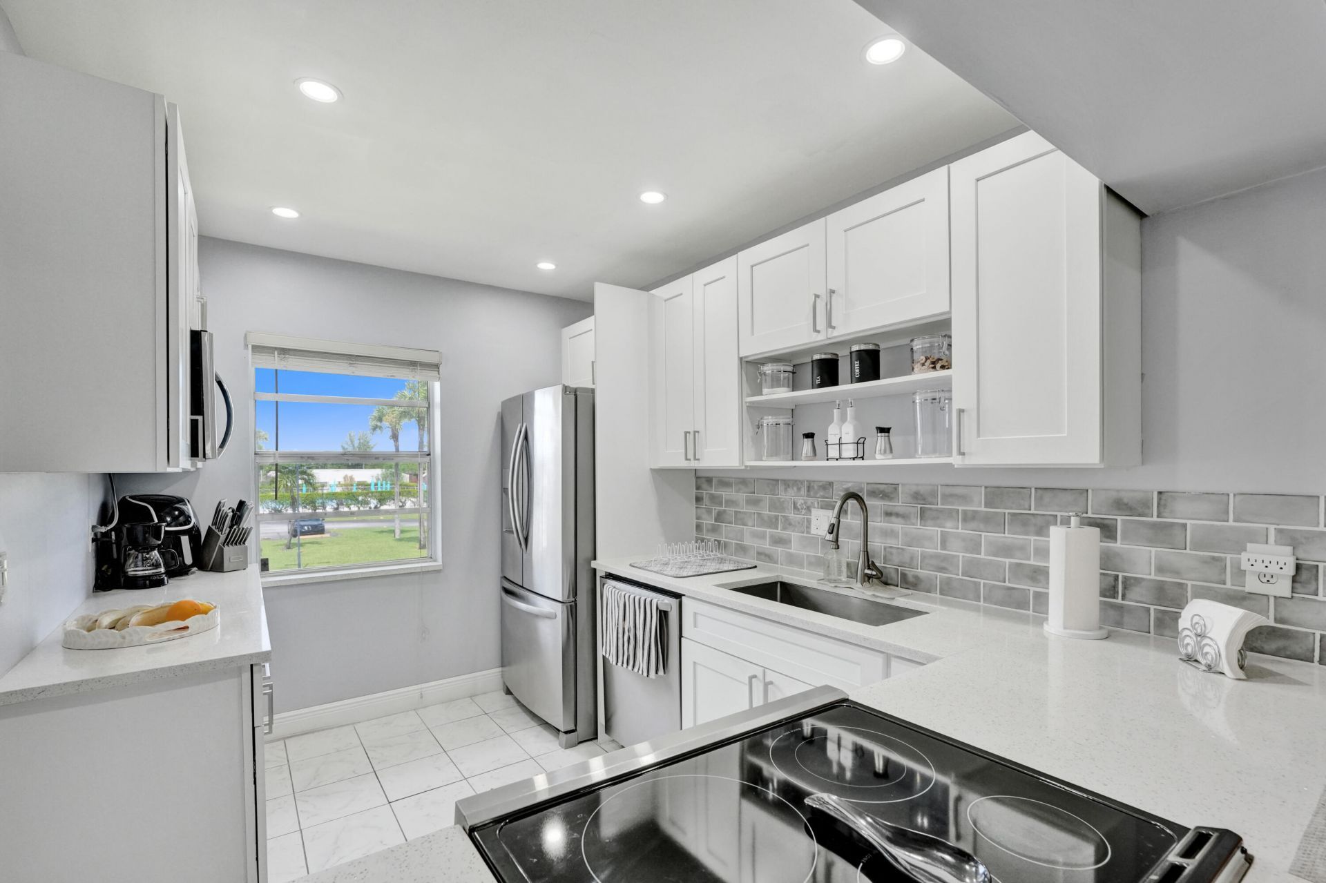130 Lake Meryl Drive, Unit 227, West Palm Beach, FL 33411 Photo