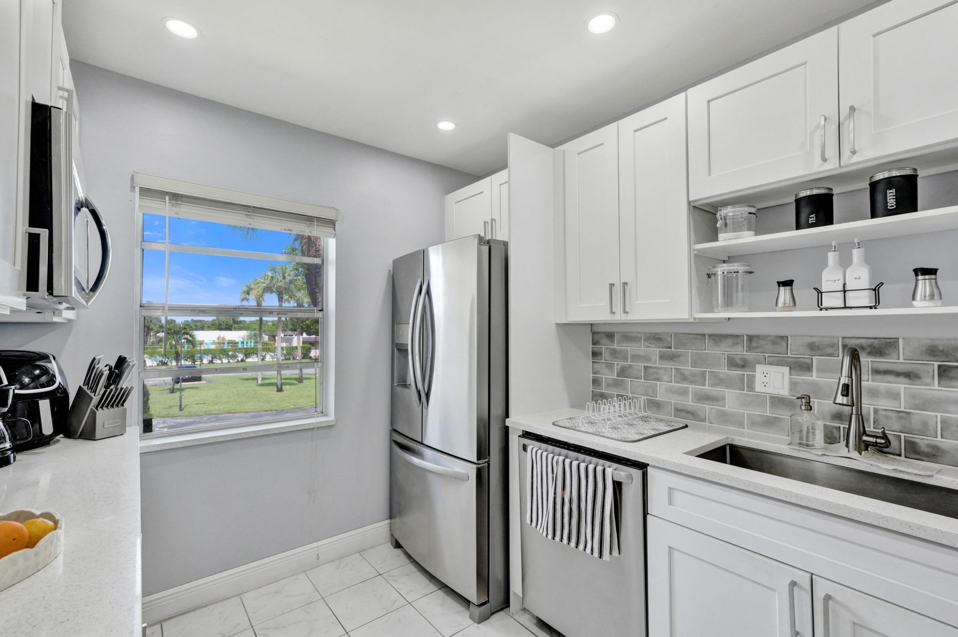 130 Lake Meryl Drive, Unit 227, West Palm Beach, FL 33411 Photo
