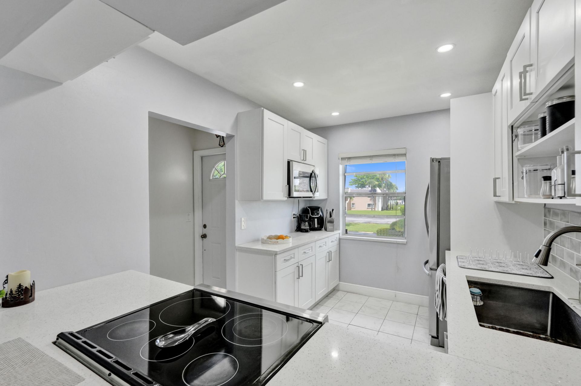 130 Lake Meryl Drive, Unit 227, West Palm Beach, FL 33411 Photo