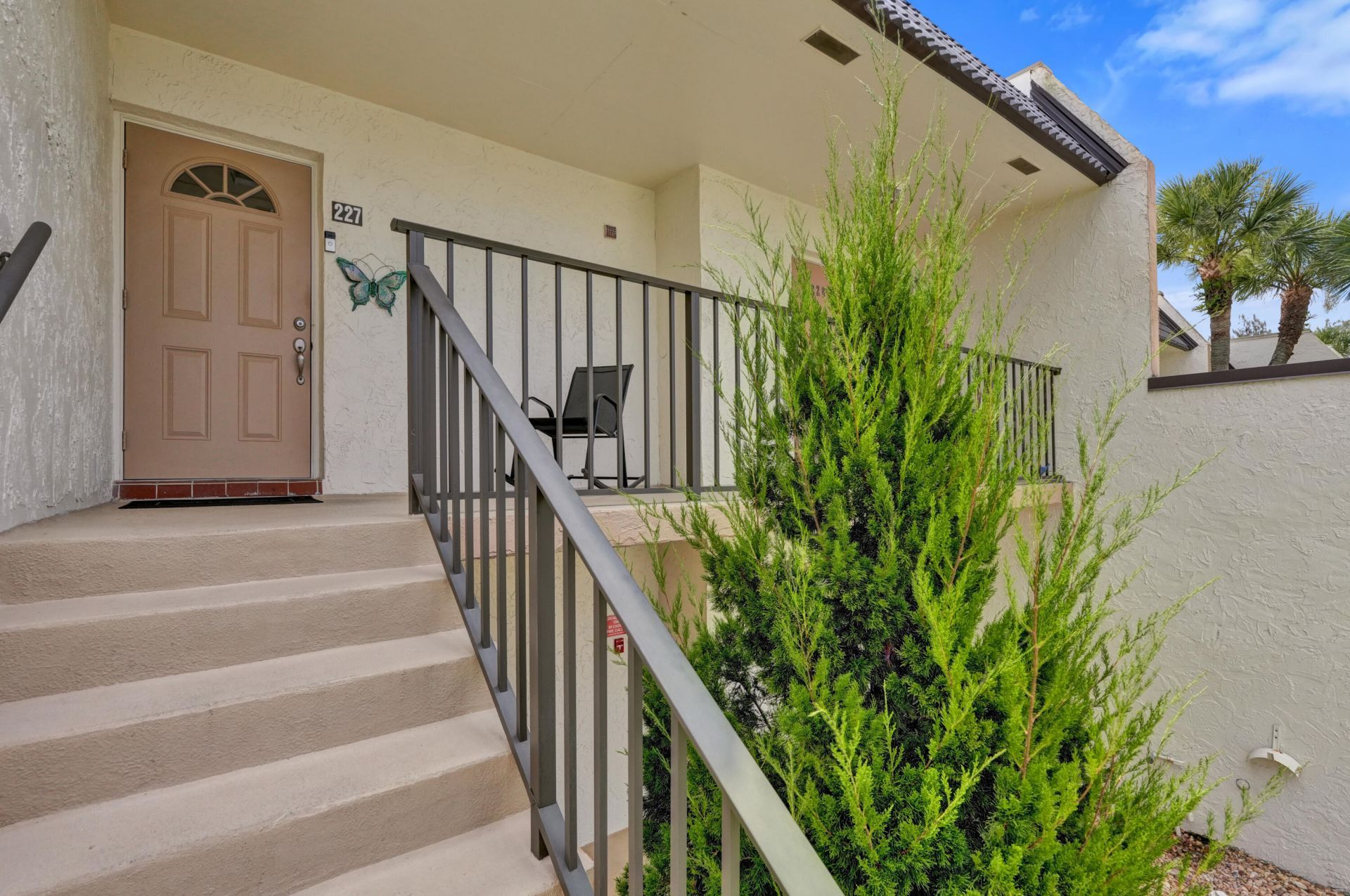 130 Lake Meryl Drive, Unit 227, West Palm Beach, FL 33411 Photo