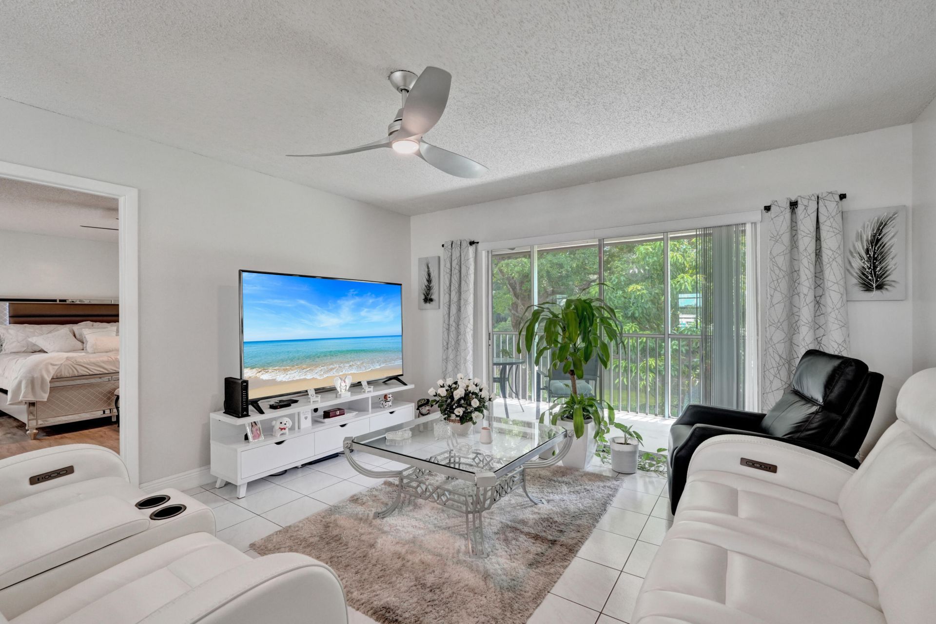 130 Lake Meryl Drive, Unit 227, West Palm Beach, FL 33411 Photo