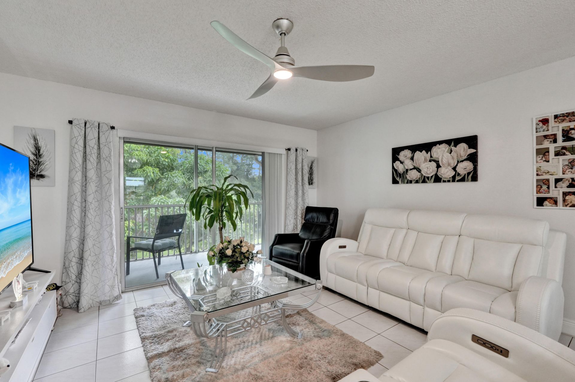 130 Lake Meryl Drive, Unit 227, West Palm Beach, FL 33411 Photo