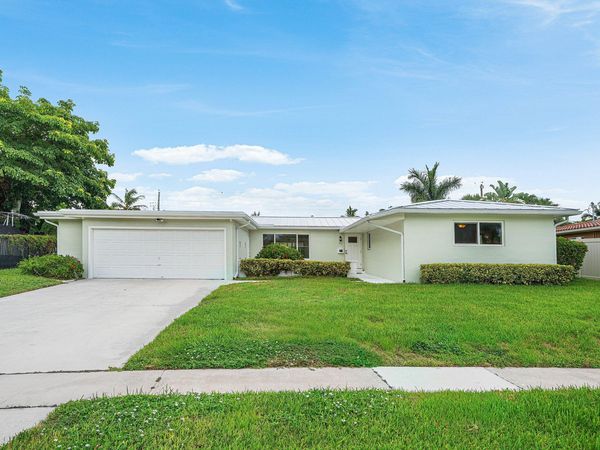 311 NE 23RD Way, Boca Raton, FL 33431