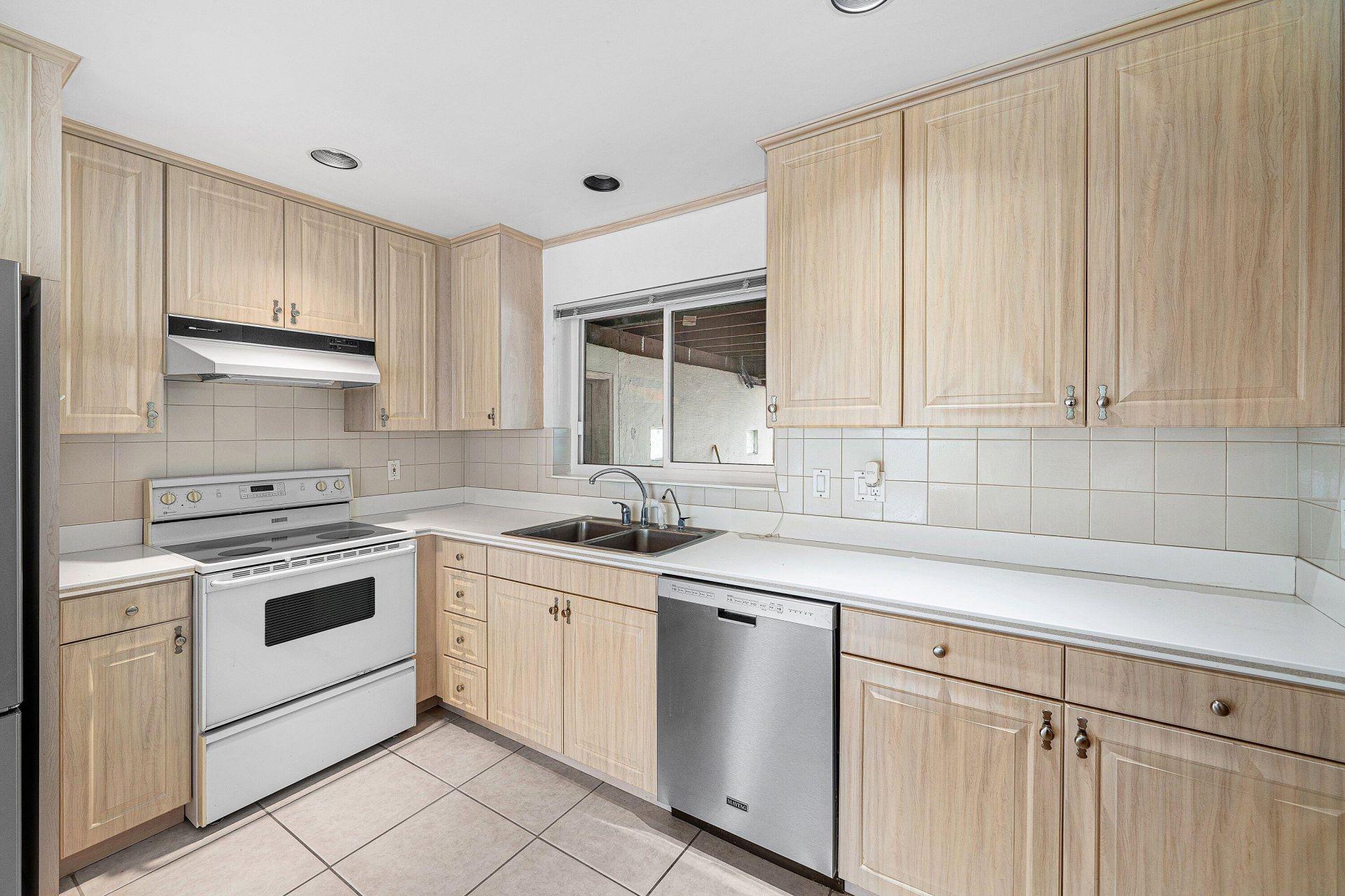 311 NE 23rd Way, Boca Raton, FL 33431 Photo