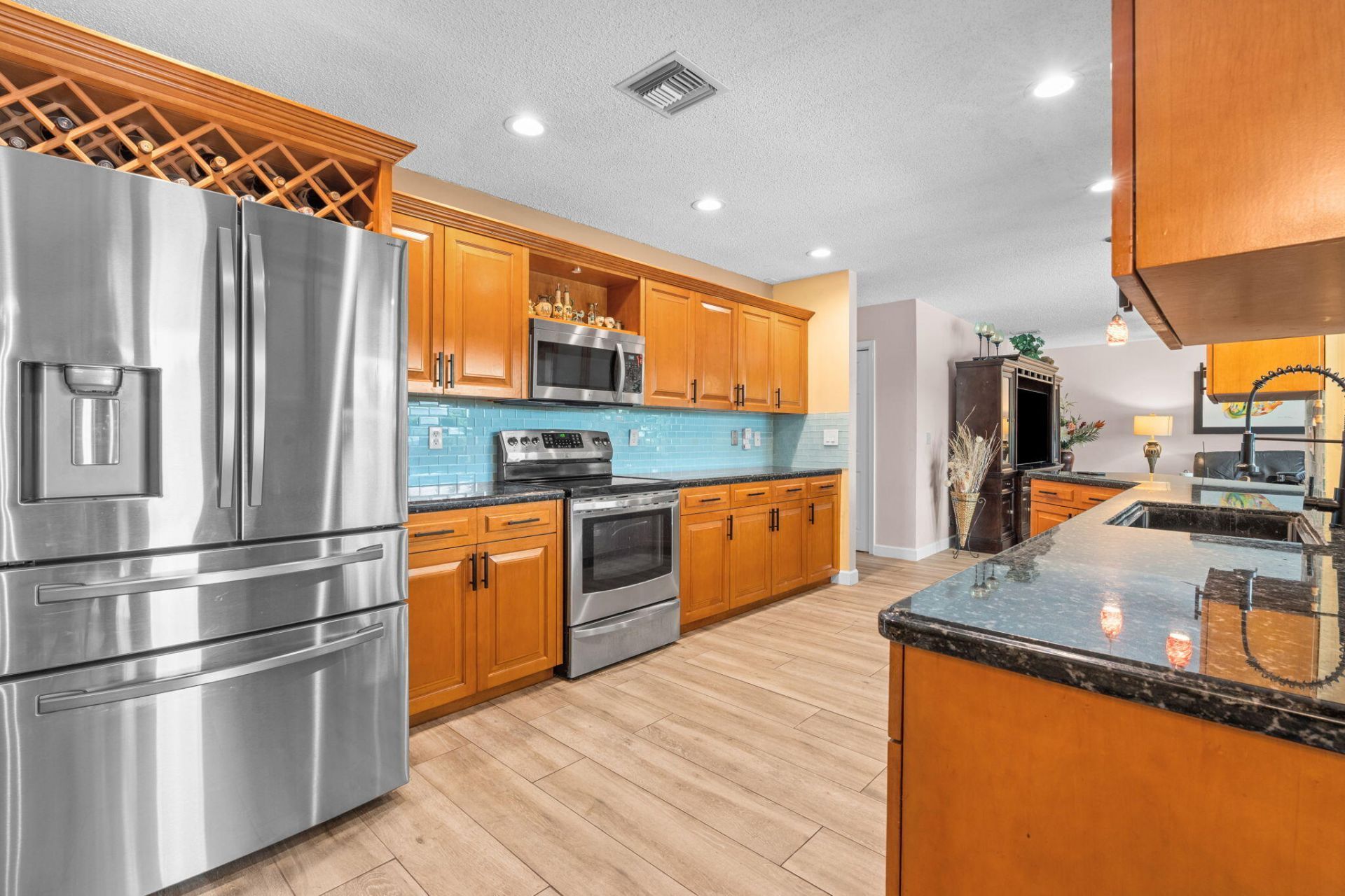 1491 NW 99th Avenue, Plantation, FL 33322 Photo
