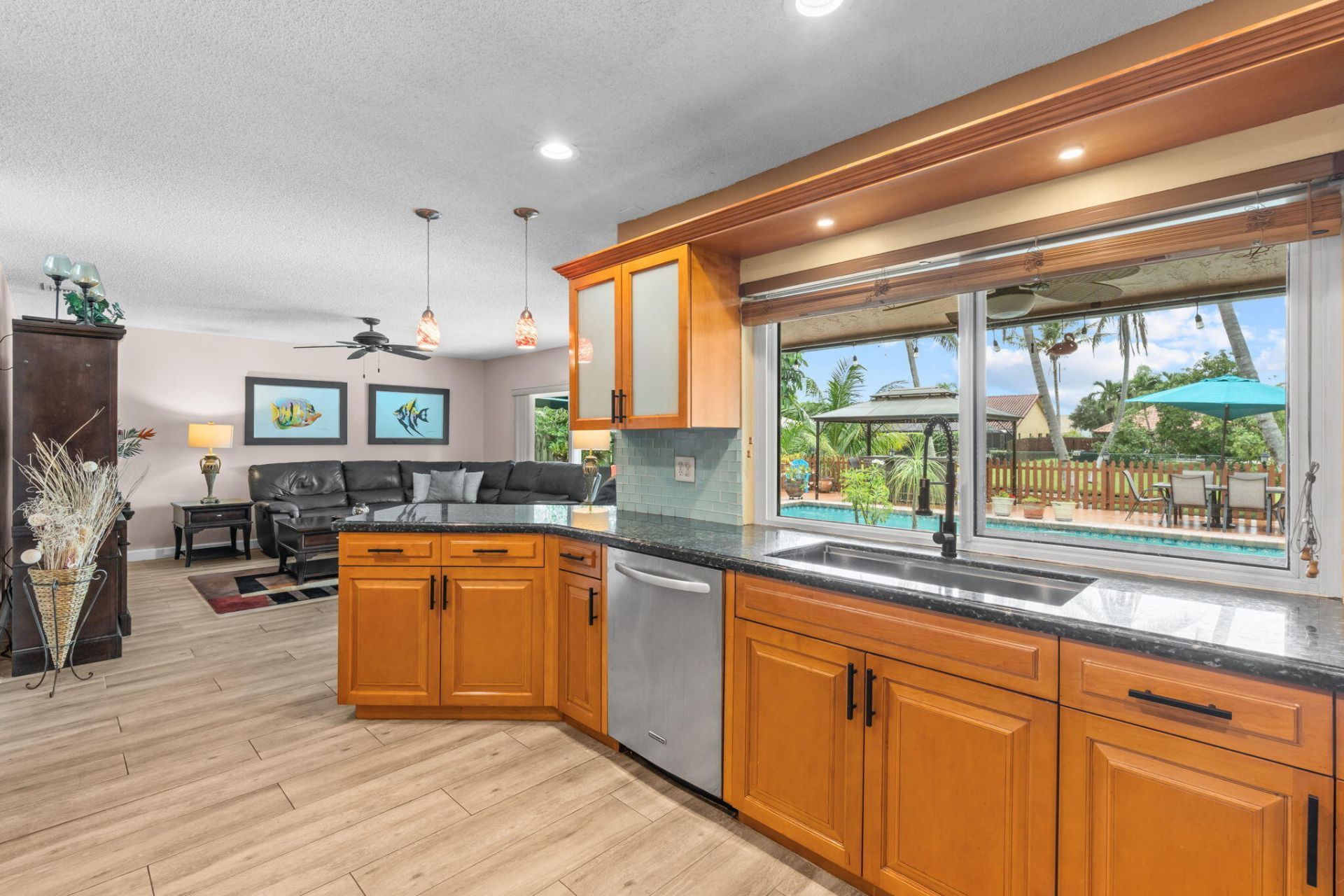 1491 NW 99th Avenue, Plantation, FL 33322 Photo