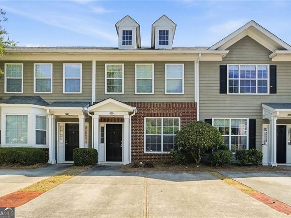 2086 Del Lago Circle, Kennesaw, GA 30152