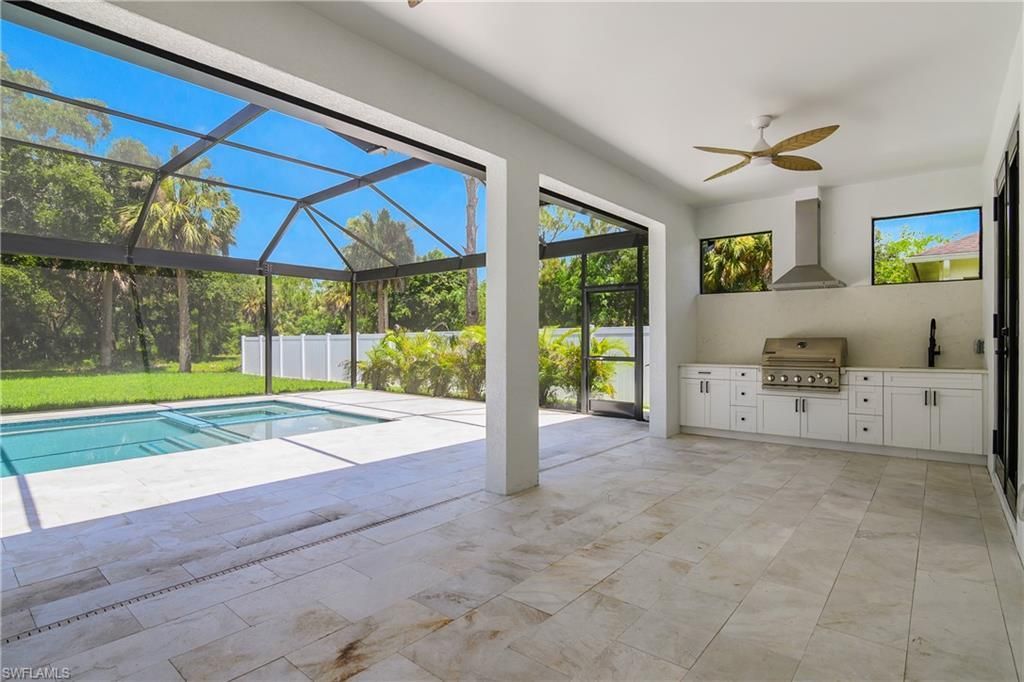 2719 2nd St Nw, Naples, FL 34120 Photo