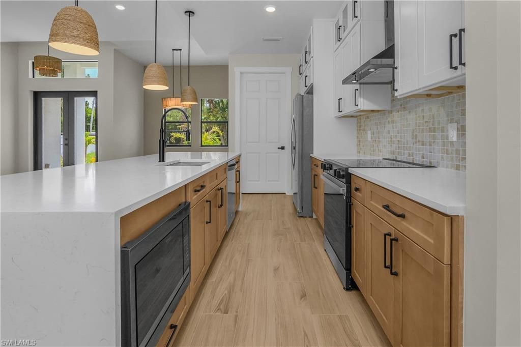 2719 2nd St Nw, Naples, FL 34120 Photo