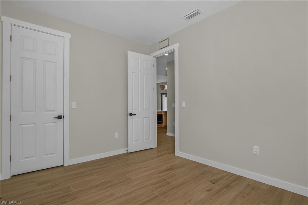2719 2nd St Nw, Naples, FL 34120 Photo