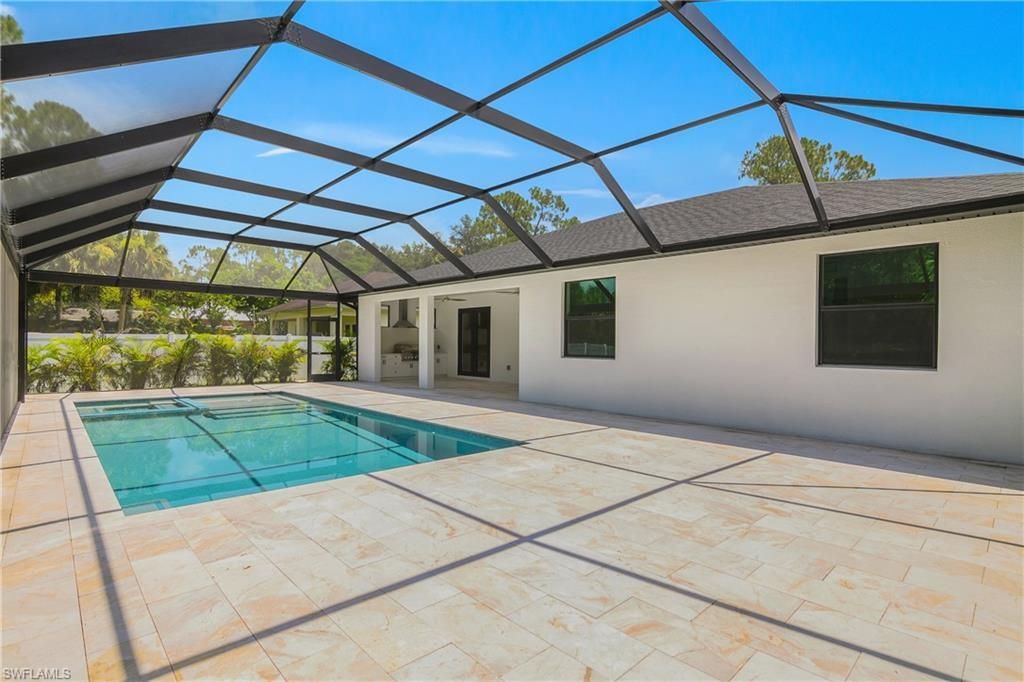 2719 2nd St Nw, Naples, FL 34120 Photo