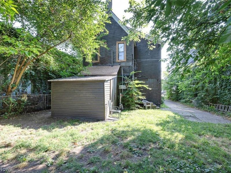 1522 E 47th Street, Cleveland, OH 44103 Photo 4