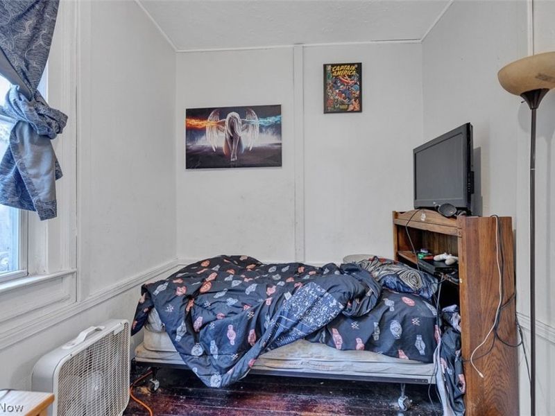 1522 E 47th Street, Cleveland, OH 44103 Photo 8