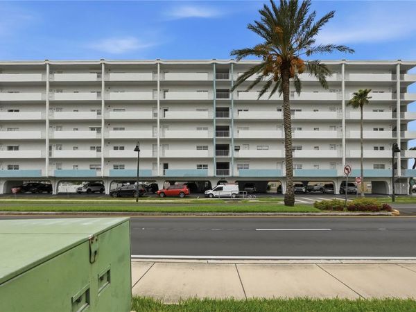 285 107TH AVENUE , Unit 405, ST PETERSBURG, FL 33706