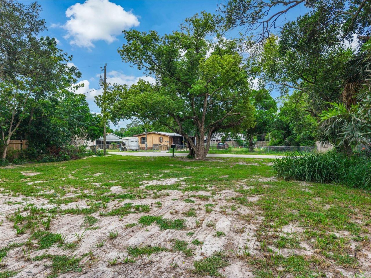 11613 Rancho Drive , Leesburg, FL 34788 Photo