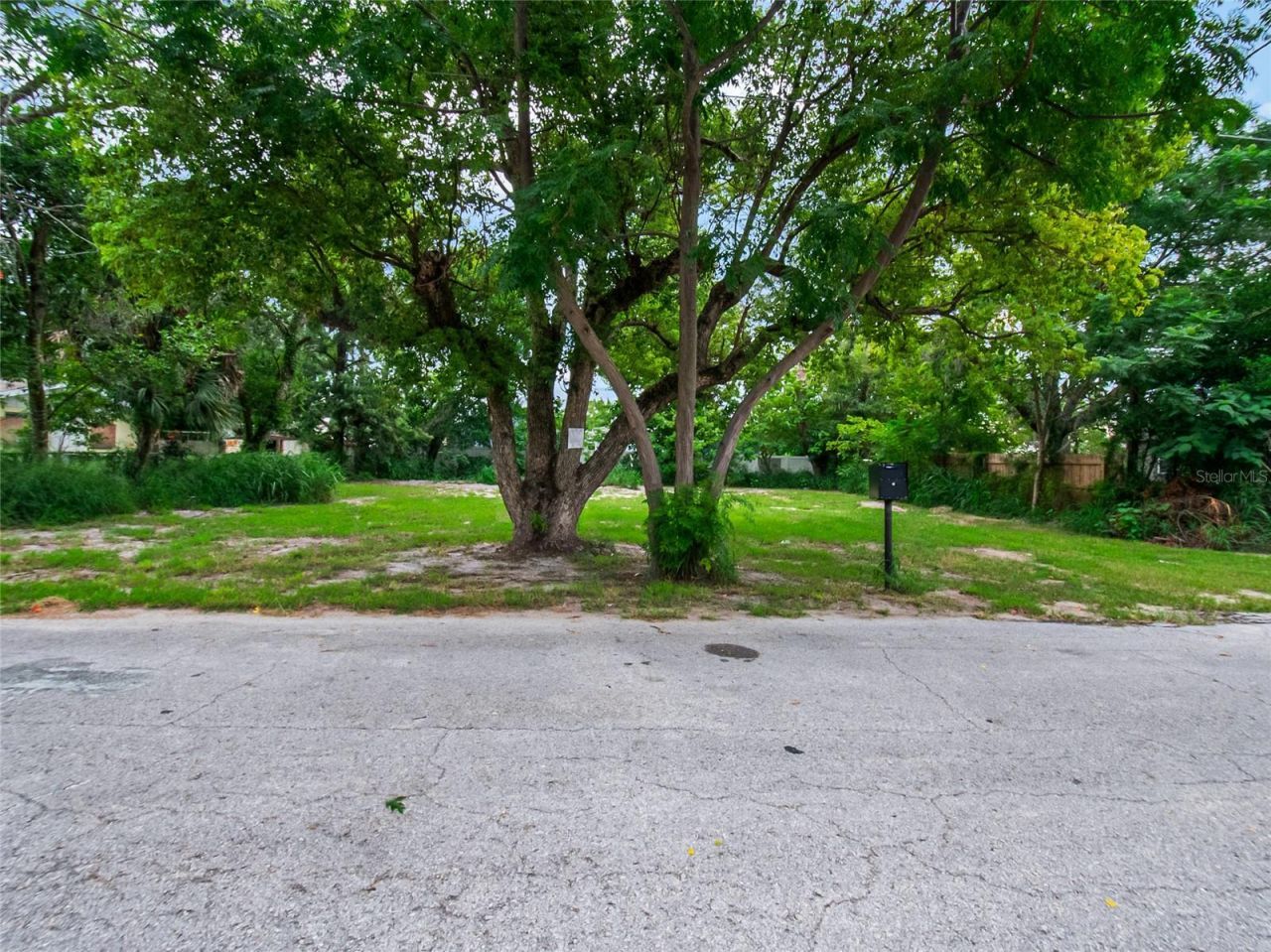 11613 Rancho Drive , Leesburg, FL 34788 Photo