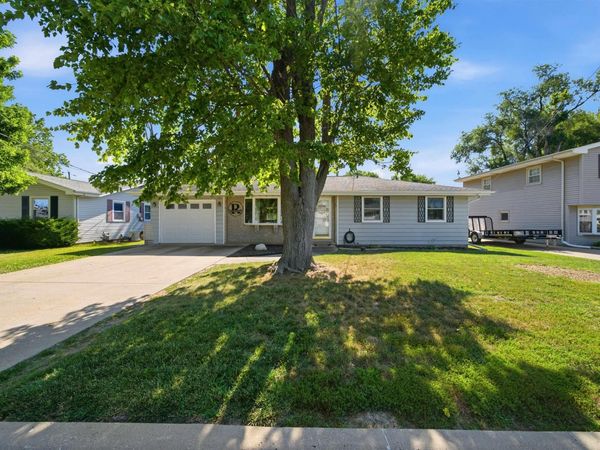202 WINSTON Avenue, Bartonville, IL 61607