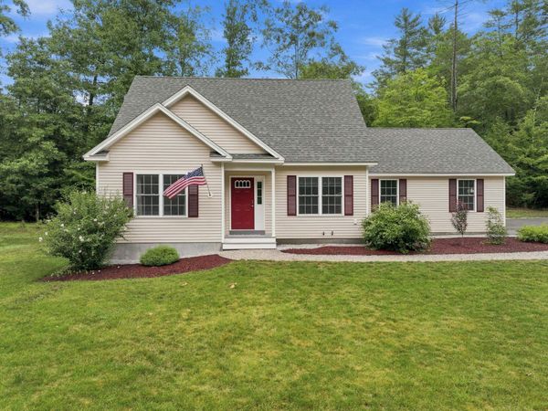 82 Pine Meadows Circle, Bennington, NH 03442
