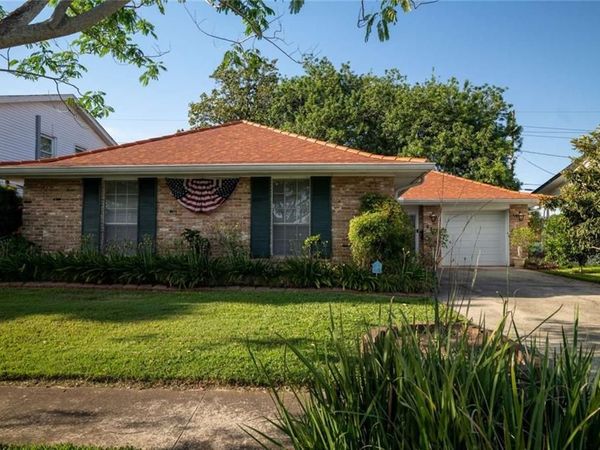 6313 CARMEN Street, Metairie, LA 70003