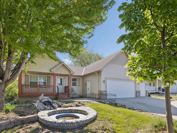 211 7th Street S, Winsted, MN 55395