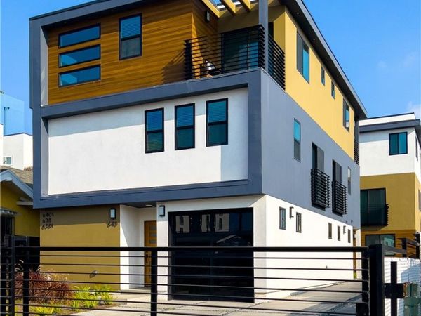 638 Serrano, Los Angeles, CA 90004