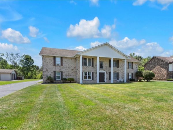 900 Pearson Circle , Unit 1, Boardman, OH 44512