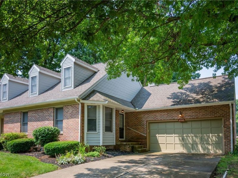 4985 Searls Drive NW, North Canton, OH 44720 Photo 1
