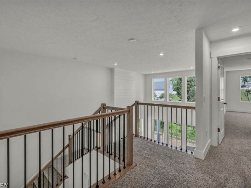 2081 Glenmont Drive, Brunswick, OH 44212 Photo 8