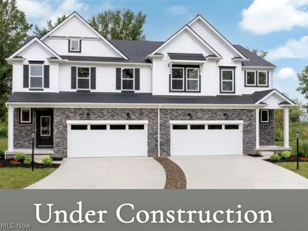2079 Glenmont Drive, Brunswick, OH 44212