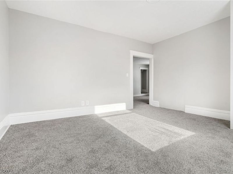 452 E Summit Street, Alliance, OH 44601 Photo 6
