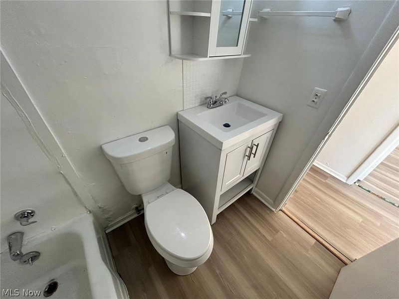 2236 W 103rd Street, Unit 6, Cleveland, OH 44102 Photo 13