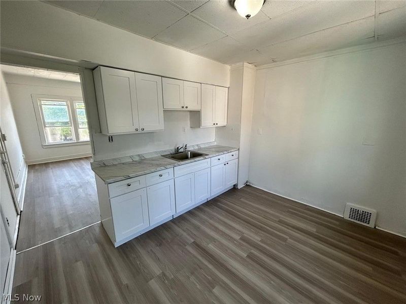 2232 W 103rd Street, Unit 2, Cleveland, OH 44102 Photo 3