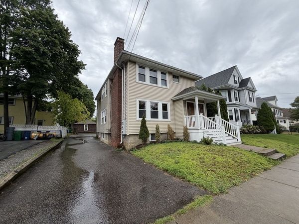 61 Newell Rd, Unit 1, Newton, MA 02466