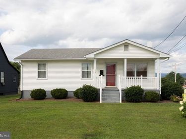 113 EIGHTH AVENUE, LURAY, VA 22835
