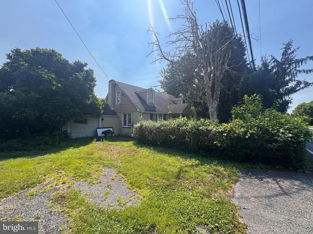 1050 POCOPSON ROAD , WEST CHESTER, PA 19382