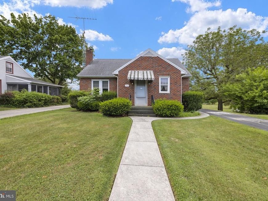 203 Park Heights Boulevard, Hanover, PA 17331 Main Photo