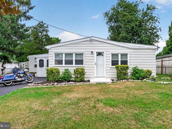 227 RUTH AVENUE, MAPLE SHADE, NJ 08052