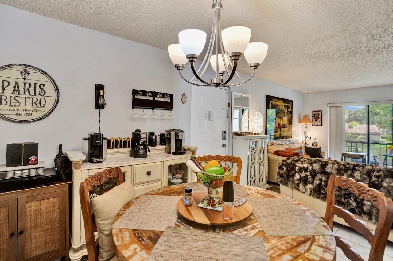608 Sea Pine Way, Unit E2, Greenacres, FL 33415 Photo