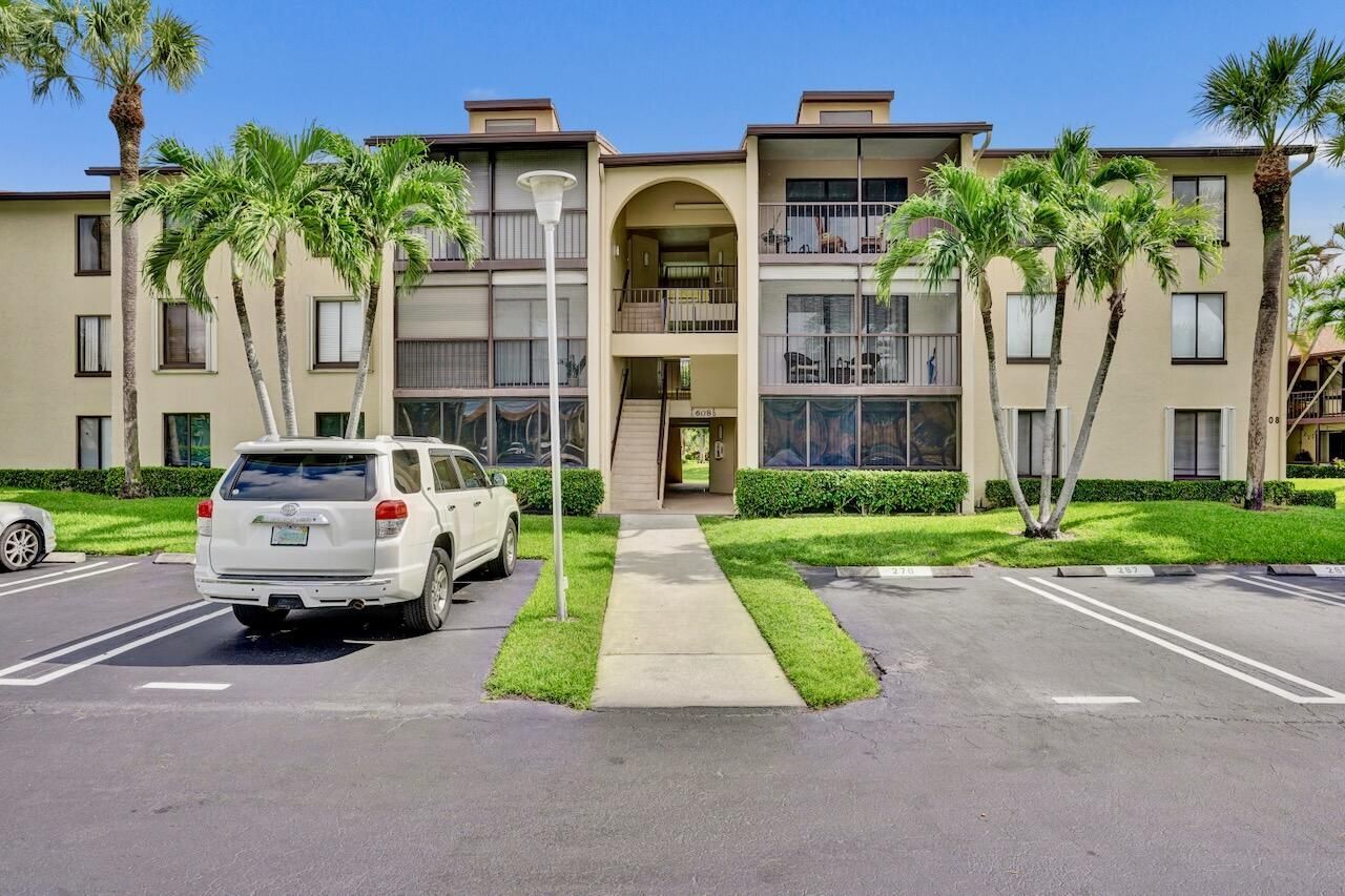 608 Sea Pine Way, Unit E2, Greenacres, FL 33415 Photo