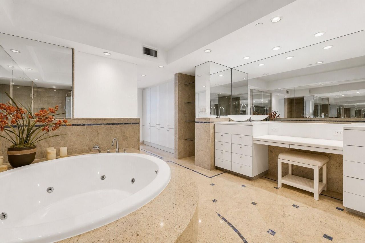 529 S Flagler Drive, Unit 24E, West Palm Beach, FL 33401 Photo