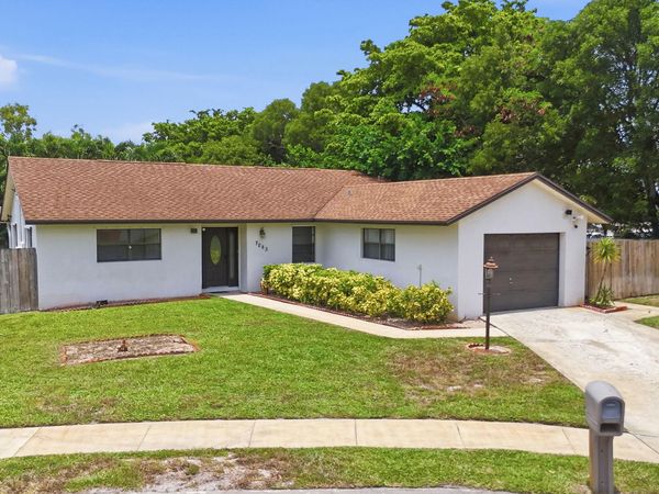 7085 Hyatt Avenue, Lake Worth, FL 33462