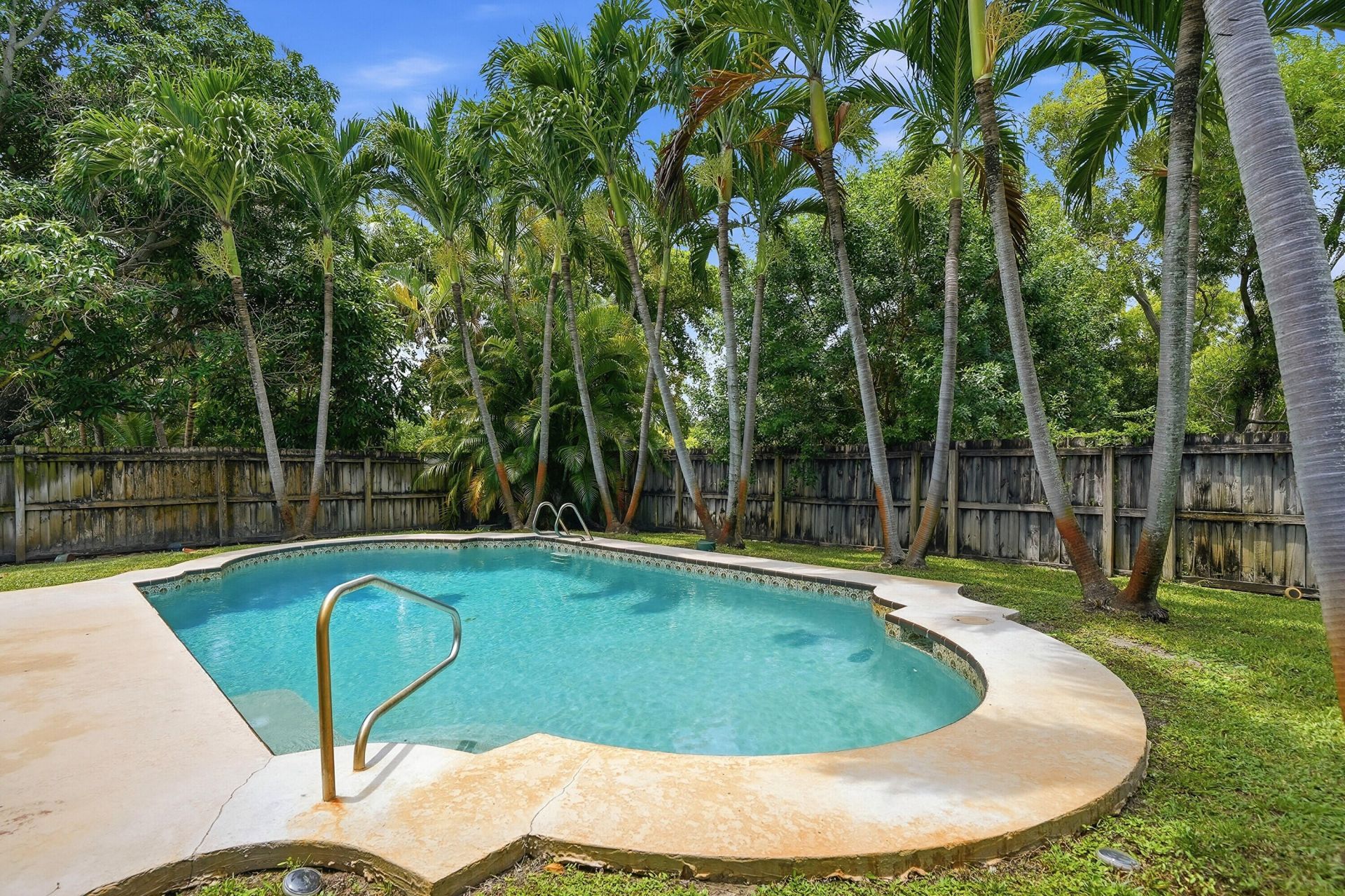 7085 Hyatt Avenue, Lantana, FL 33462 Photo
