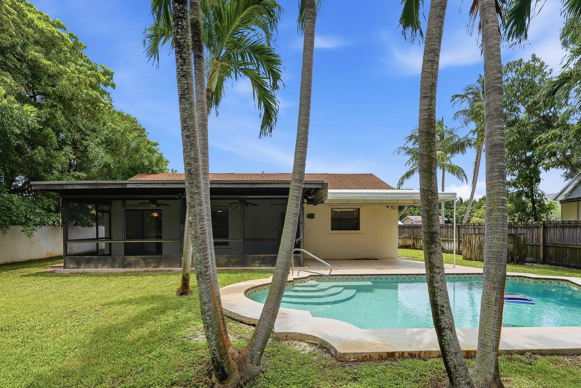 7085 Hyatt Avenue, Lantana, FL 33462 Photo