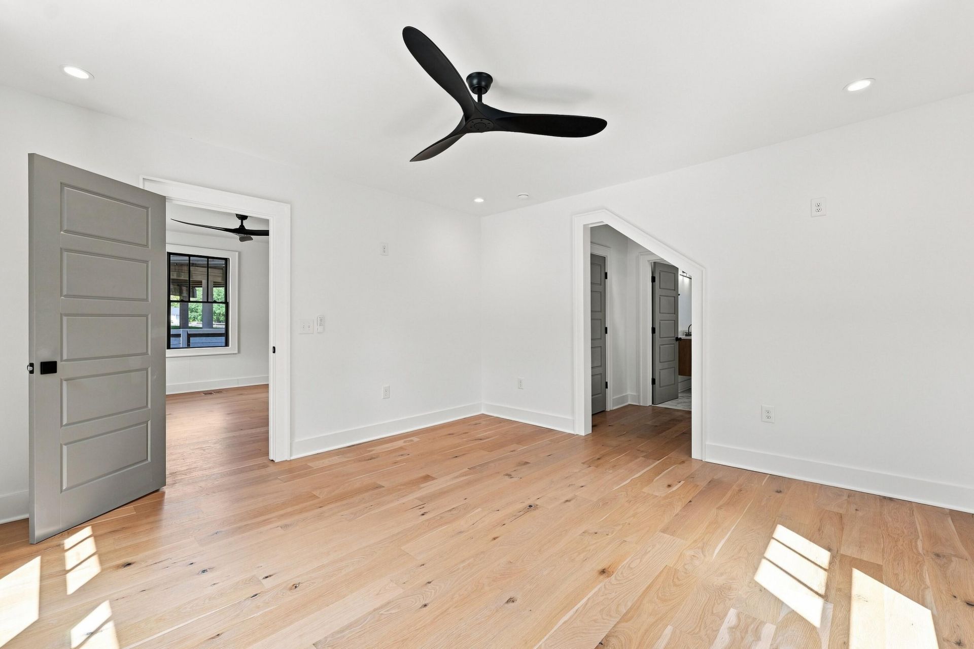 38 N Enston Avenue Photo 19