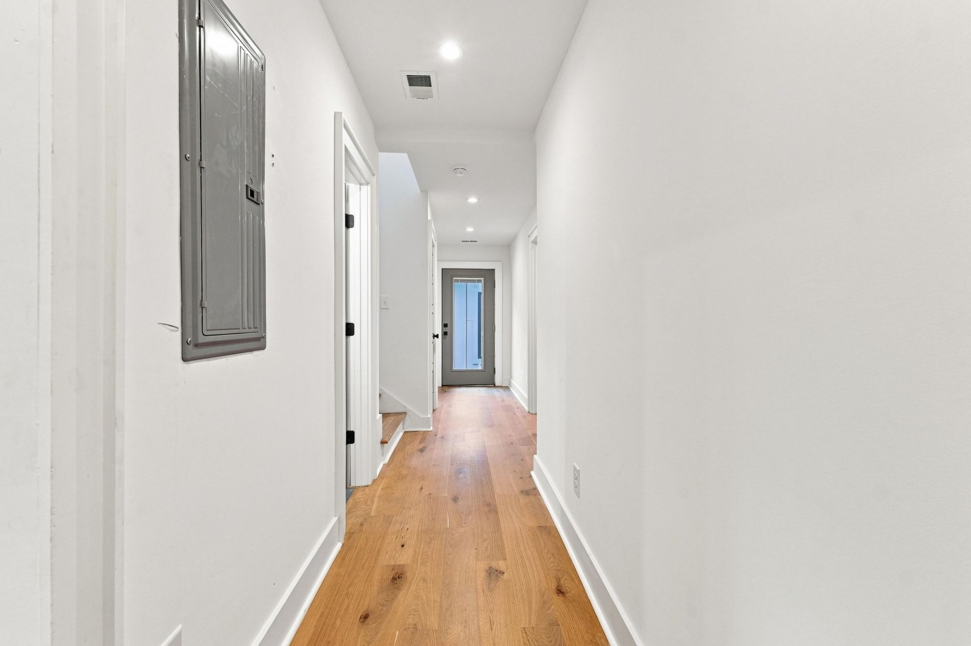 38 N Enston Avenue Photo 8